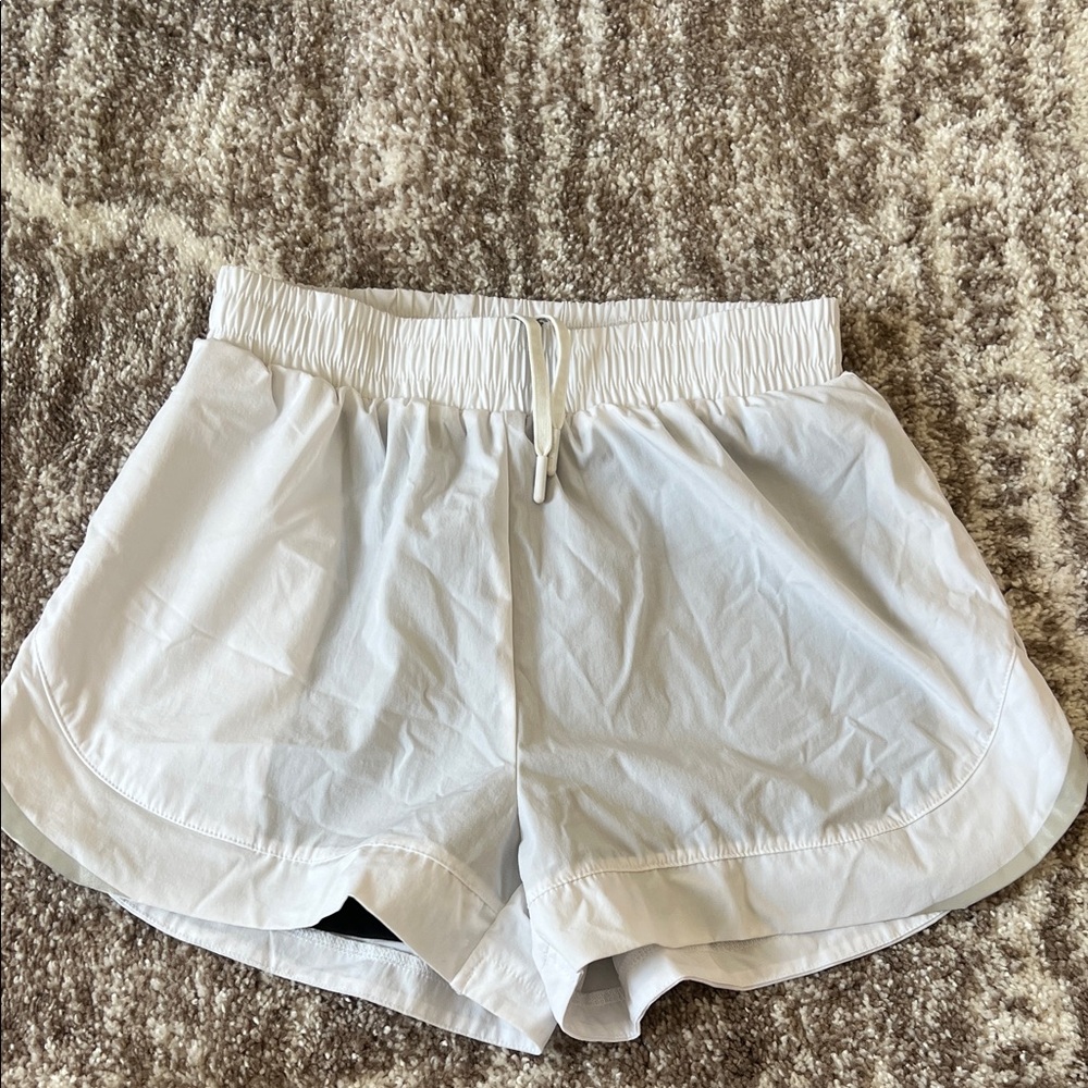 Women's Alphalete White Lined Athletic Shorts!
